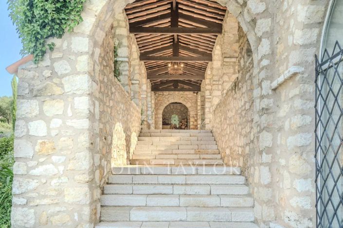 Image No.41-6 Bed House for sale