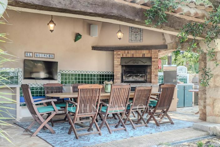 Image No.45-6 Bed House for sale