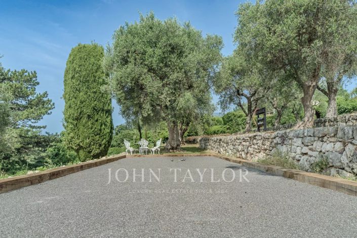 Image No.51-6 Bed House for sale