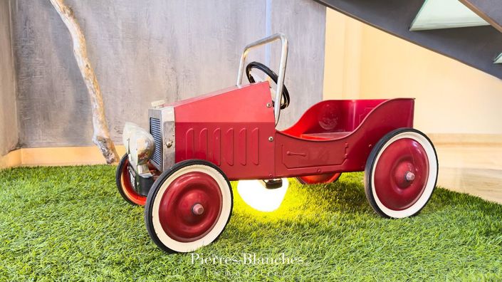 Image No.16-5 Bed Apartment for sale