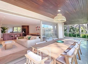 1 - Cannes, Apartment