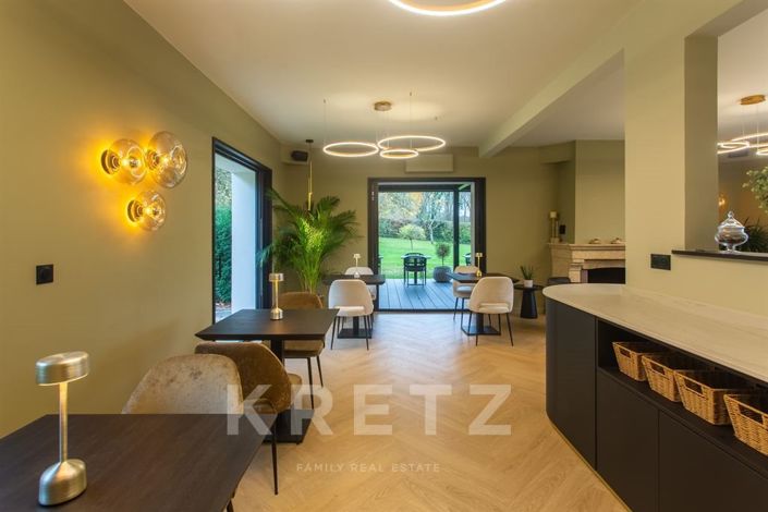 Image No.6-4 Bed House for sale