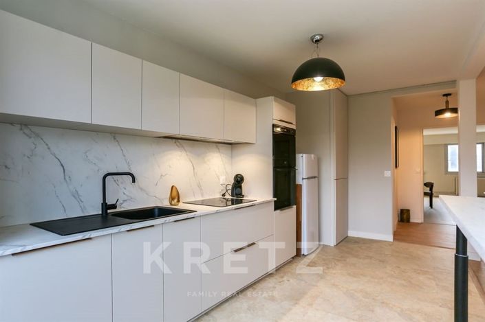 Image No.8-3 Bed Apartment for sale