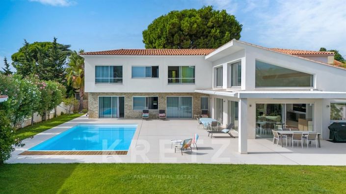 Image No.2-5 Bed House for sale