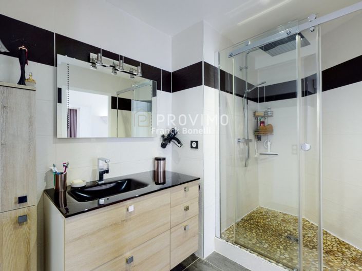 Image No.8-Maison de 4 chambres à vendre à Monnetier-Mornex