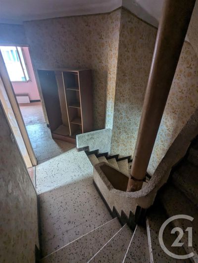 Image No.10-4 Bed House for sale