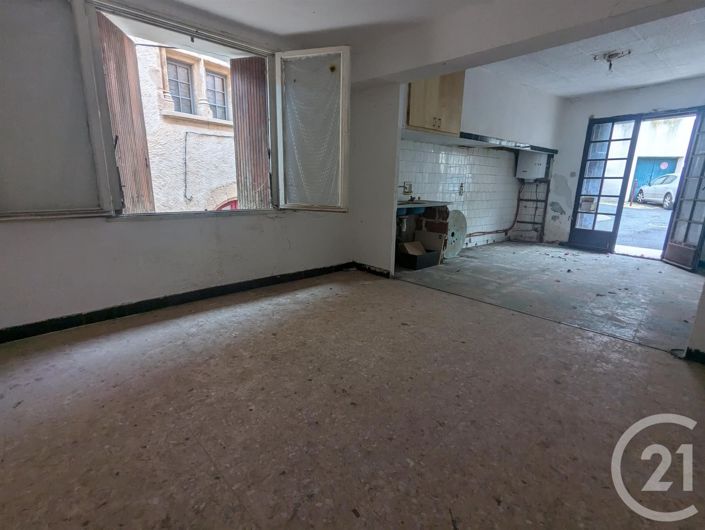 Image No.2-4 Bed House for sale