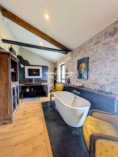 Image No.12-4 Bed House for sale