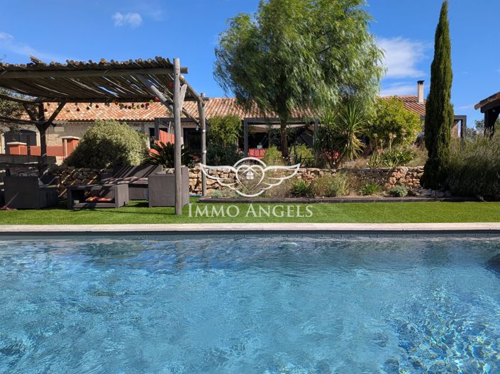 Image No.2-4 Bed House for sale