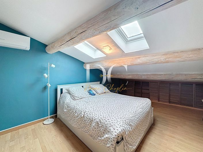 Image No.13-2 Bed House for sale