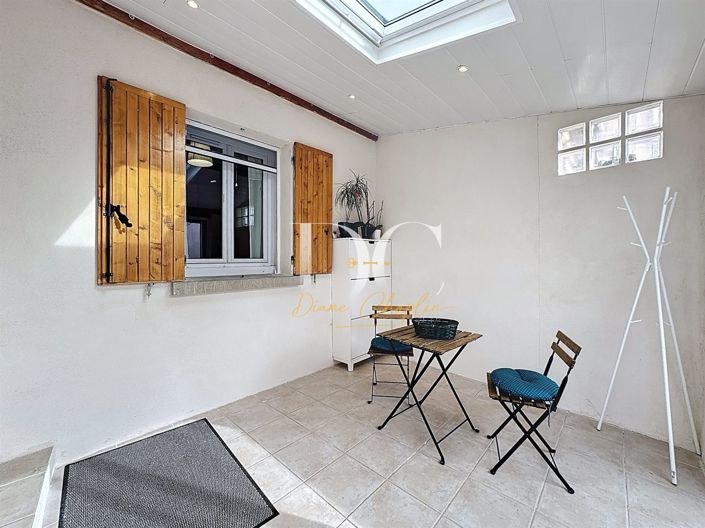 Image No.16-2 Bed House for sale