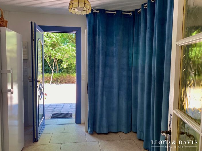 Image No.16-5 Bed House for sale