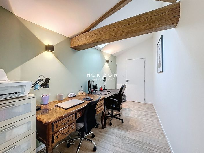 Image No.23-Propriété de 8 chambres à vendre à Émeringes