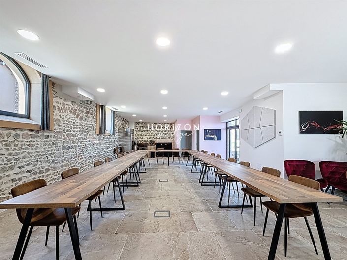 Image No.7-Propriété de 8 chambres à vendre à Émeringes