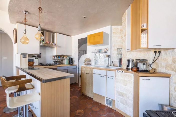 Image No.3-3 Bed Apartment for sale