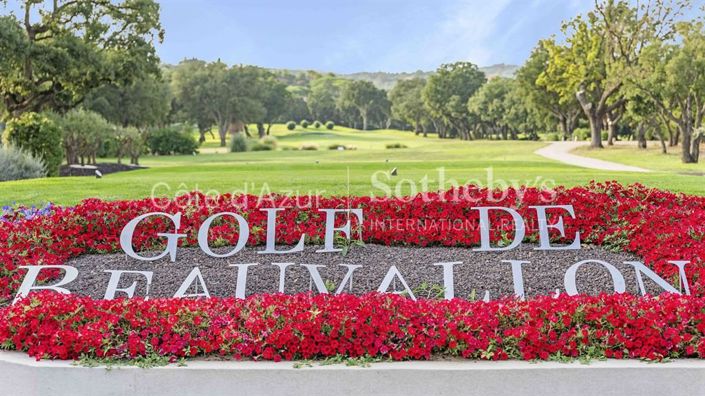 Image No.17-3 Bed Property for sale