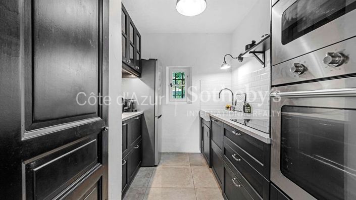 Image No.7-3 Bed Property for sale