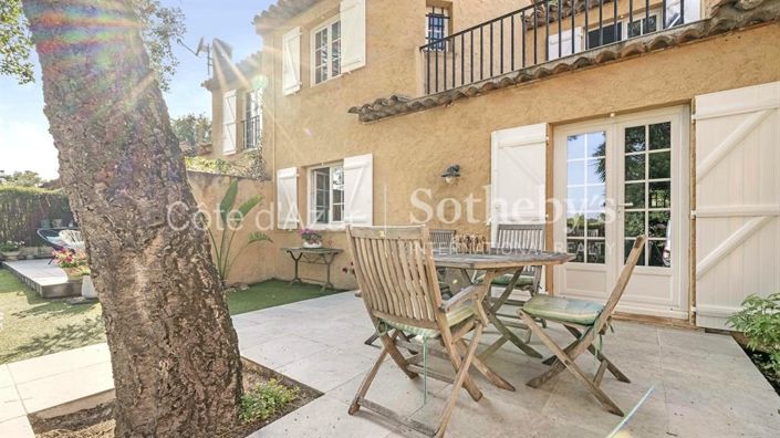 Image No.9-3 Bed Property for sale