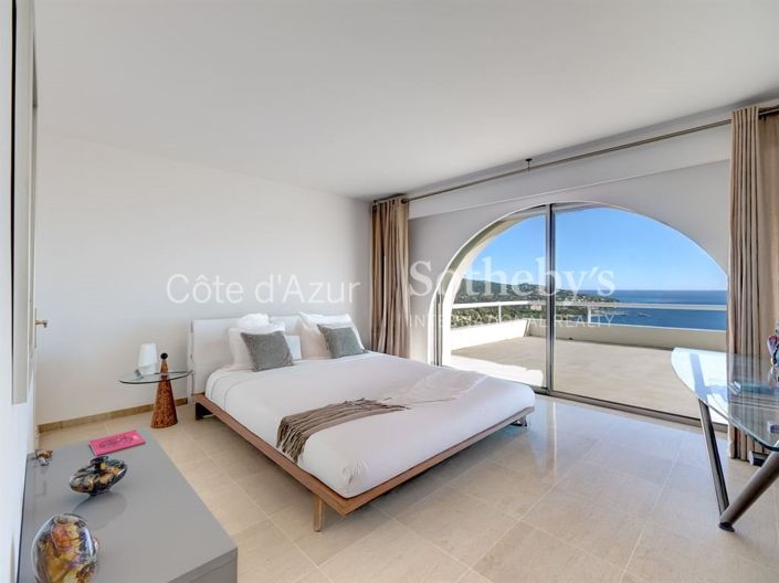 Image No.11-6 Bed House for sale