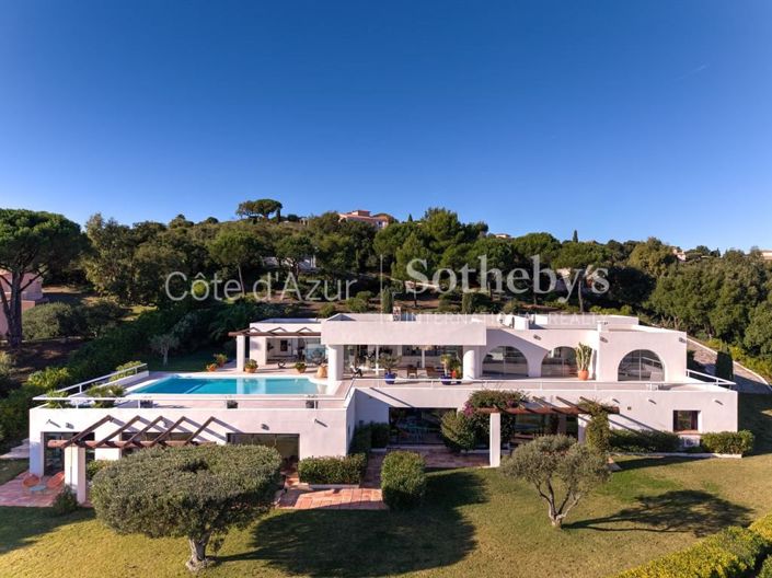 Image No.20-6 Bed House for sale
