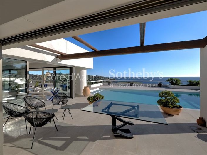 Image No.7-6 Bed House for sale