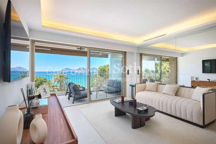 Image No.3-Appartement de 2 chambres à vendre à Cannes