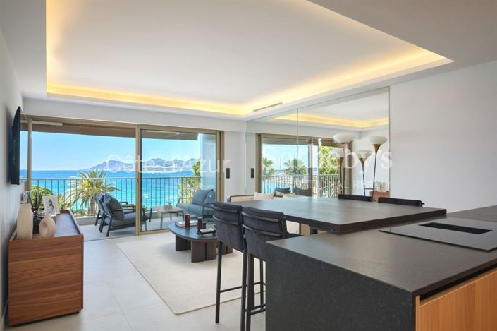 Image No.6-Appartement de 2 chambres à vendre à Cannes