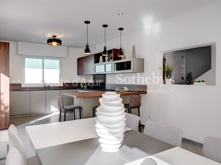 Image No.5-Maison de 4 chambres à vendre à Antibes