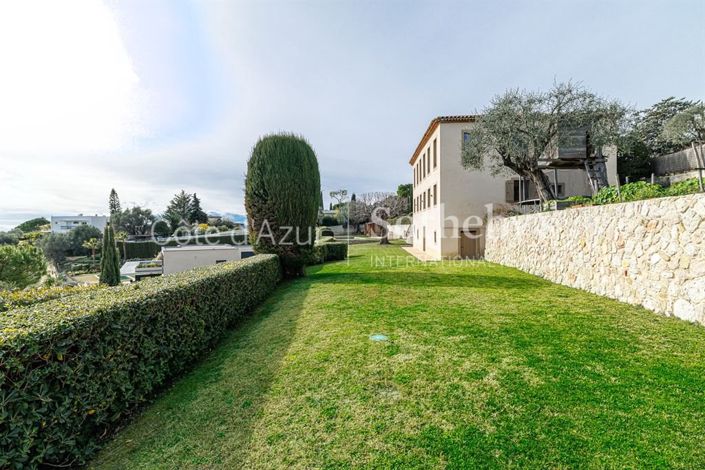 Image No.14-4 Bed Property for sale