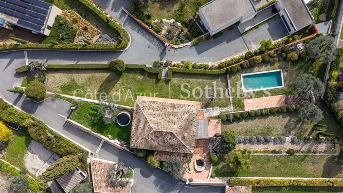 Image No.20-4 Bed Property for sale