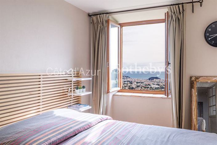 Image No.9-4 Bed Property for sale