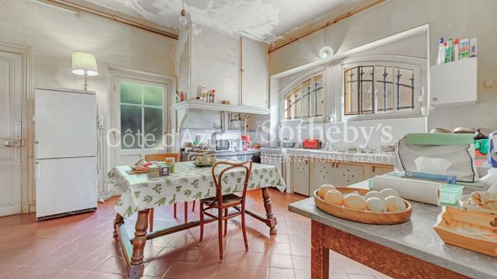 Image No.10-5 Bed House for sale