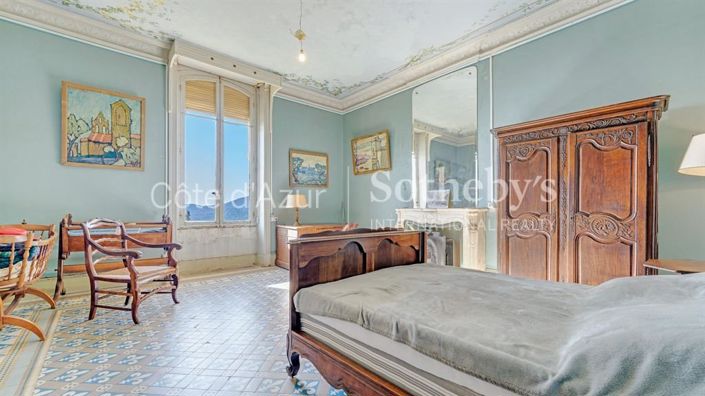 Image No.11-5 Bed House for sale