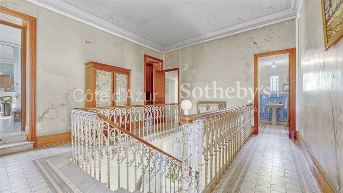 Image No.14-5 Bed House for sale