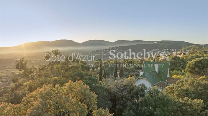 Image No.19-5 Bed House for sale