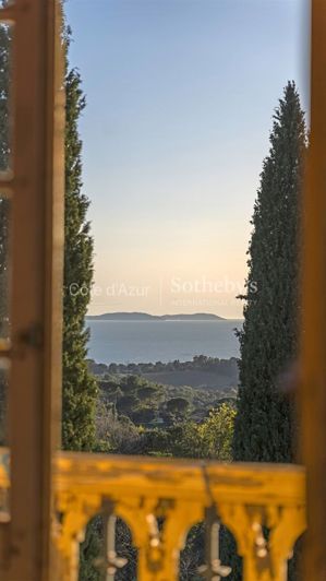 Image No.4-5 Bed House for sale