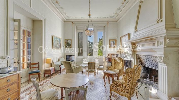 Image No.9-5 Bed House for sale