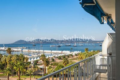 1 - Cannes, Apartment