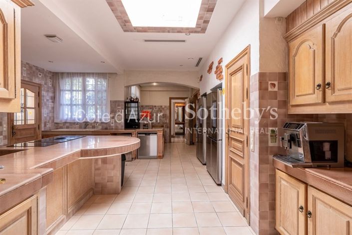 Image No.12-Propriété de 5 chambres à vendre à Nice