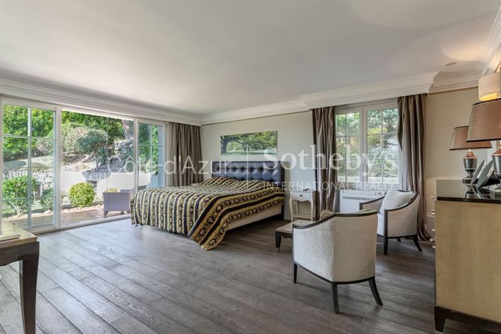 Image No.14-Propriété de 5 chambres à vendre à Nice