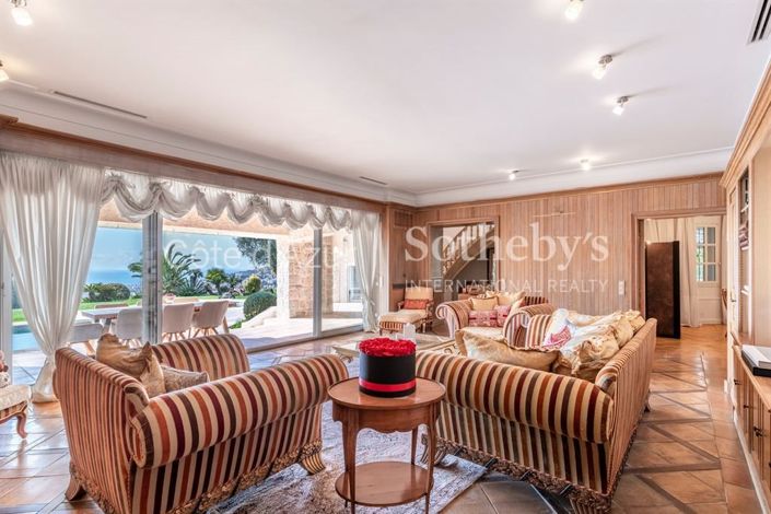 Image No.6-Propriété de 5 chambres à vendre à Nice