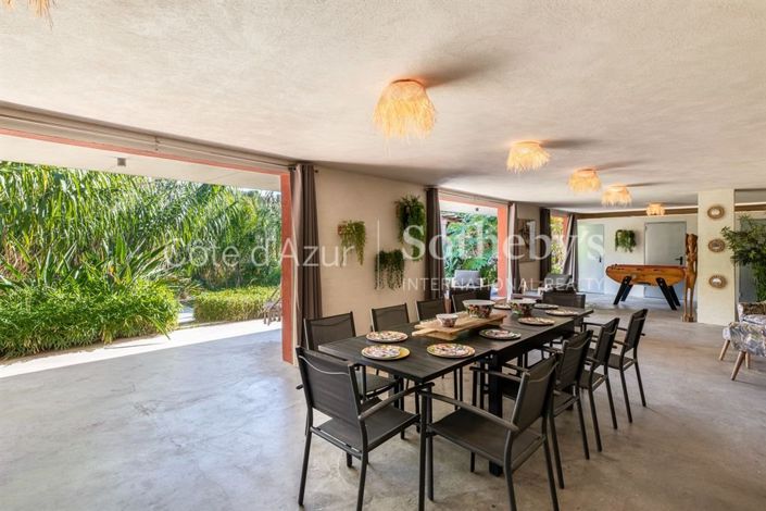 Image No.6-3 Bed House for sale