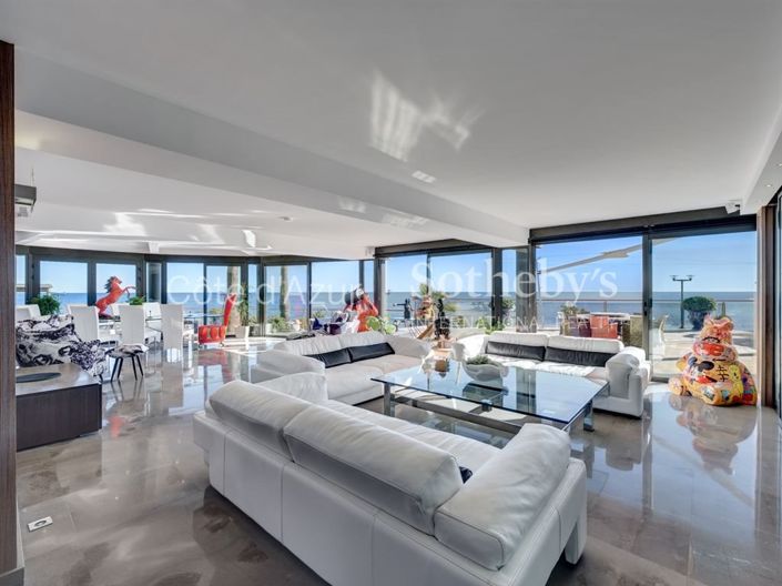 Image No.17-3 Bed Property for sale