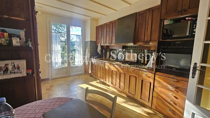 Image No.5-3 Bed House for sale