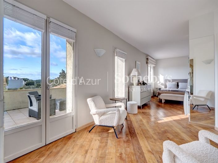 Image No.11-4 Bed House for sale