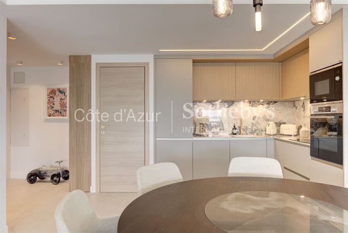 Image No.10-3 Bed Apartment for sale