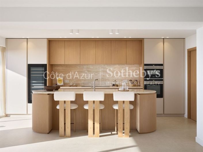 Image No.9-4 Bed Apartment for sale