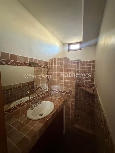 Image No.19-1 Bed Apartment for sale