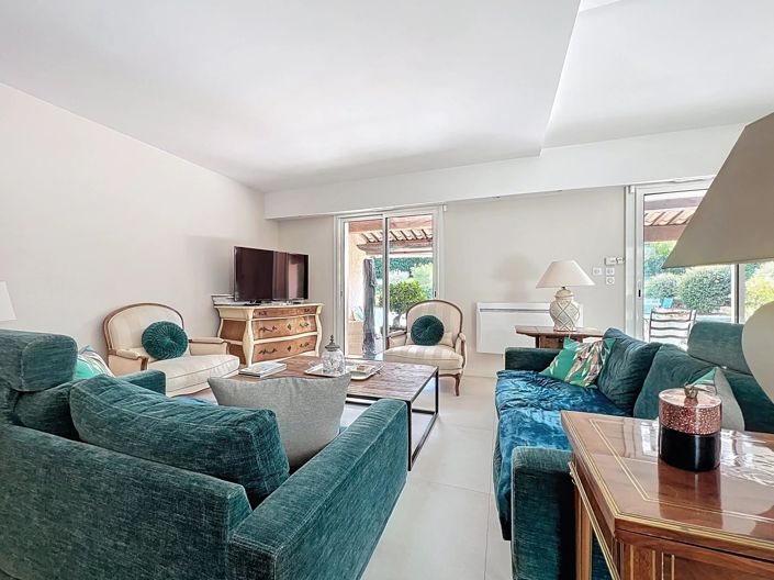 Image No.4-5 Bed House for sale