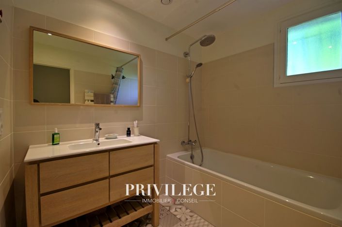 Image No.13-Maison de 6 chambres à vendre à Saint-Franc